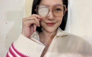 隐形眼镜怎么弄下来，隐形眼镜怎么弄下来新手