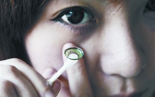 普通眼镜怎么戴，普通眼镜怎么戴好看