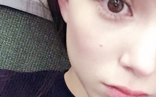 昆凌戴的是什么美瞳，昆凌戴美瞳吗